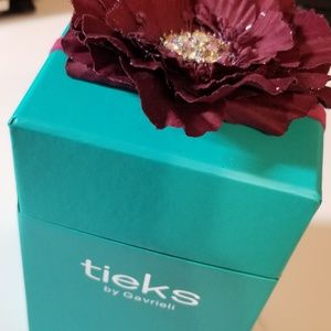 Tieks